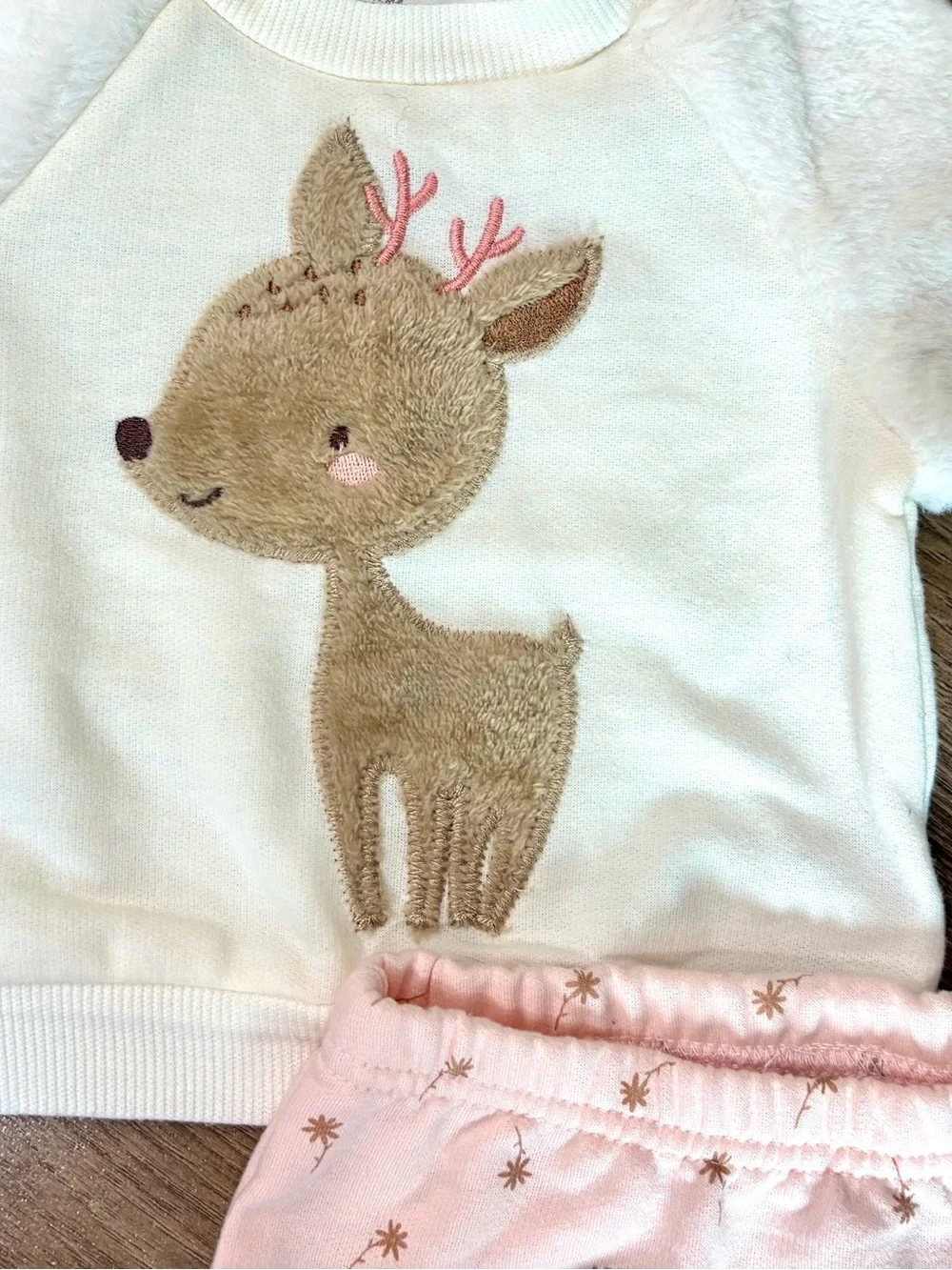 Rene Rofe Baby Cream Deer Sweatshirt with Pink Star Pajama Pants